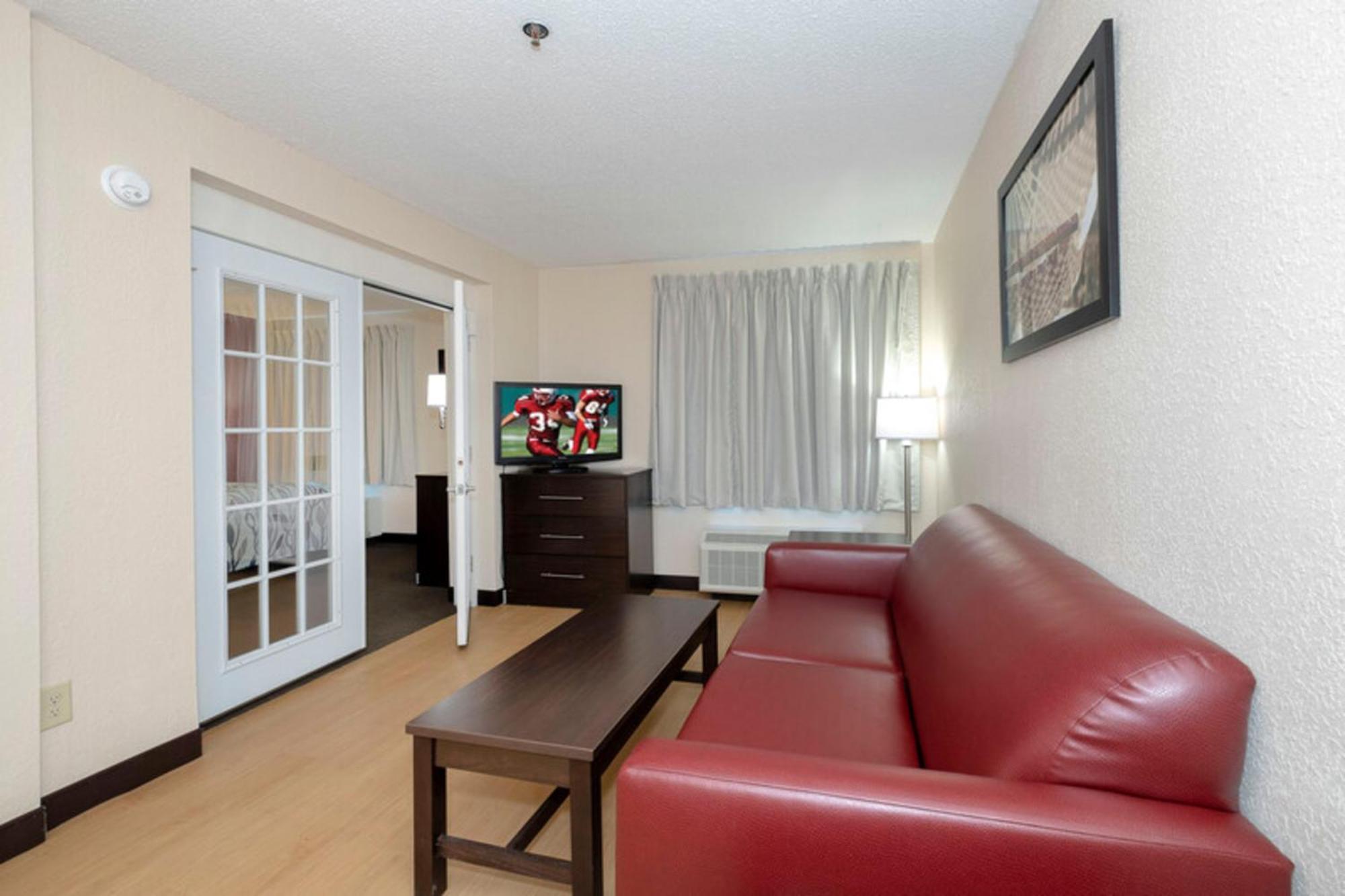 Red Roof Inn Plus + Phoenix West Exterior foto